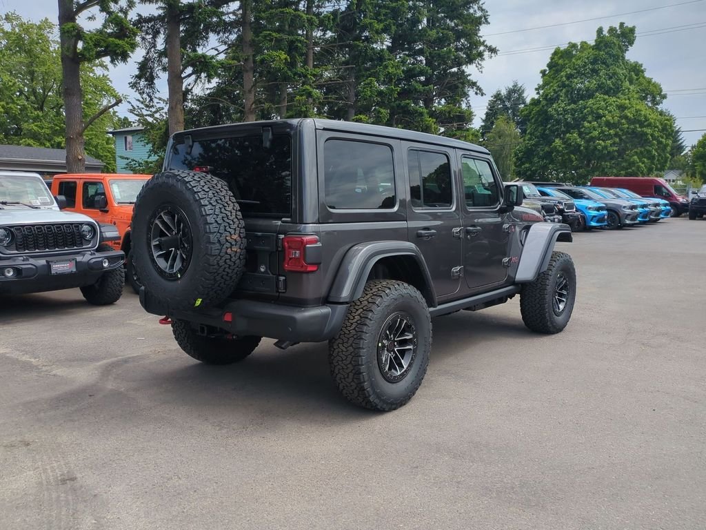 New 2026 Granite Crystal Metallic Clear-Coat Exterior Paint Jeep Rubicon X image 7