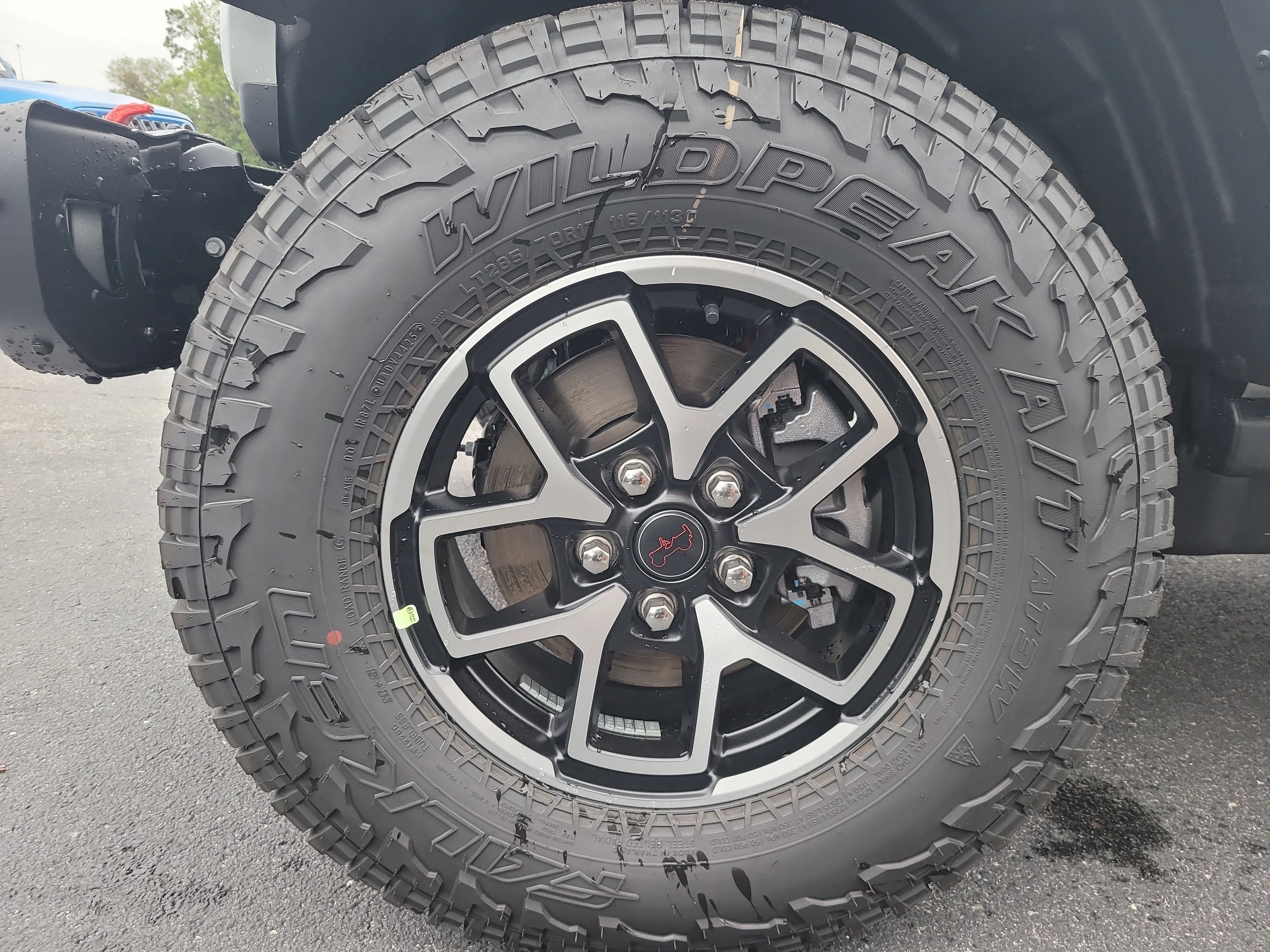 New 2026 Bright White Clearcoat Jeep Rubicon X image 10