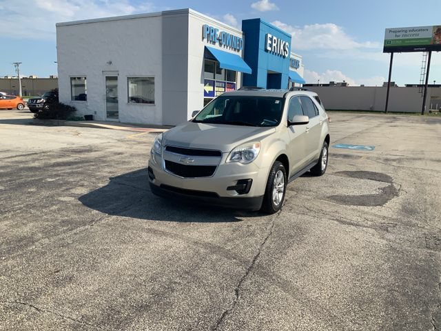 Used 2015 CHAMPAGNE SILVER METALLIC Chevrolet LT image 2