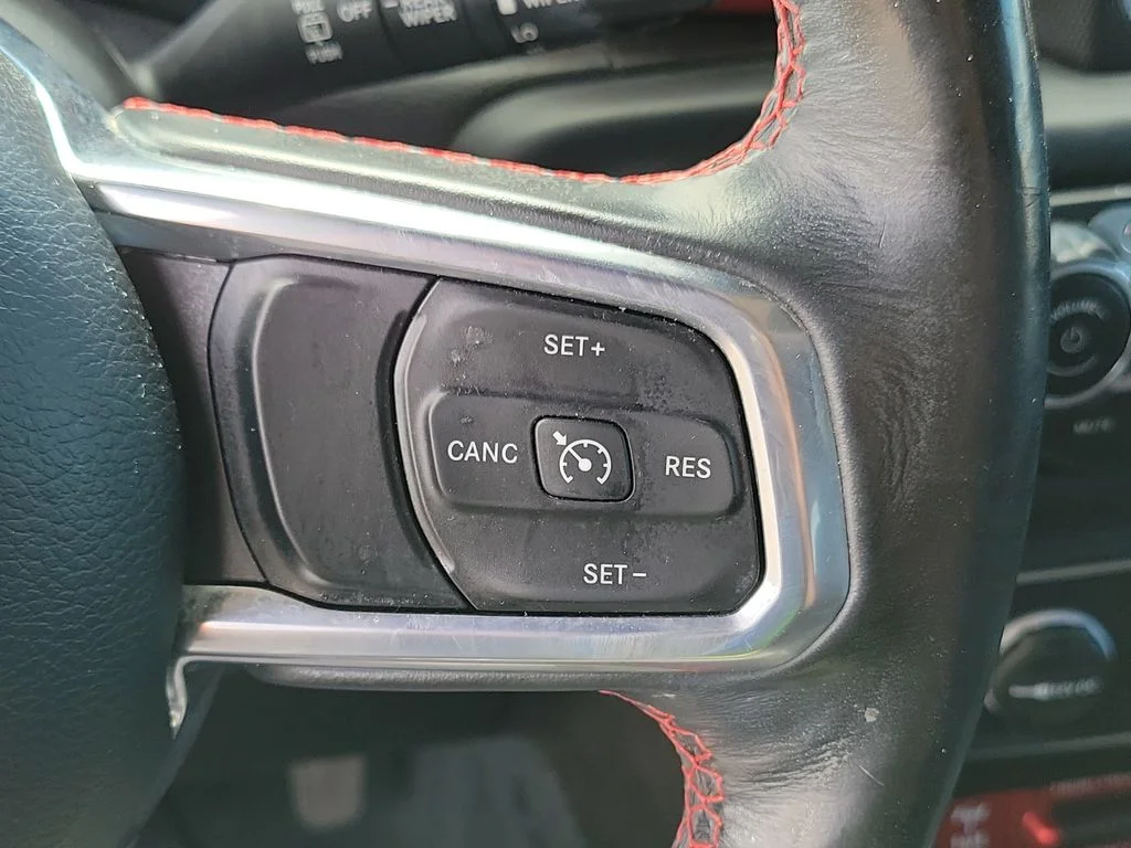 Used 2020 Red Jeep Unlimited Rubicon image 11