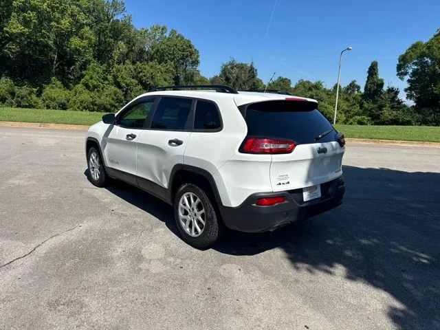Used 2016 White Jeep Sport image 5