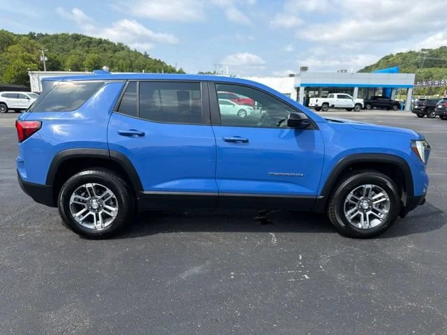 Used 2026 Rapids Metallic GMC Elevation image 9
