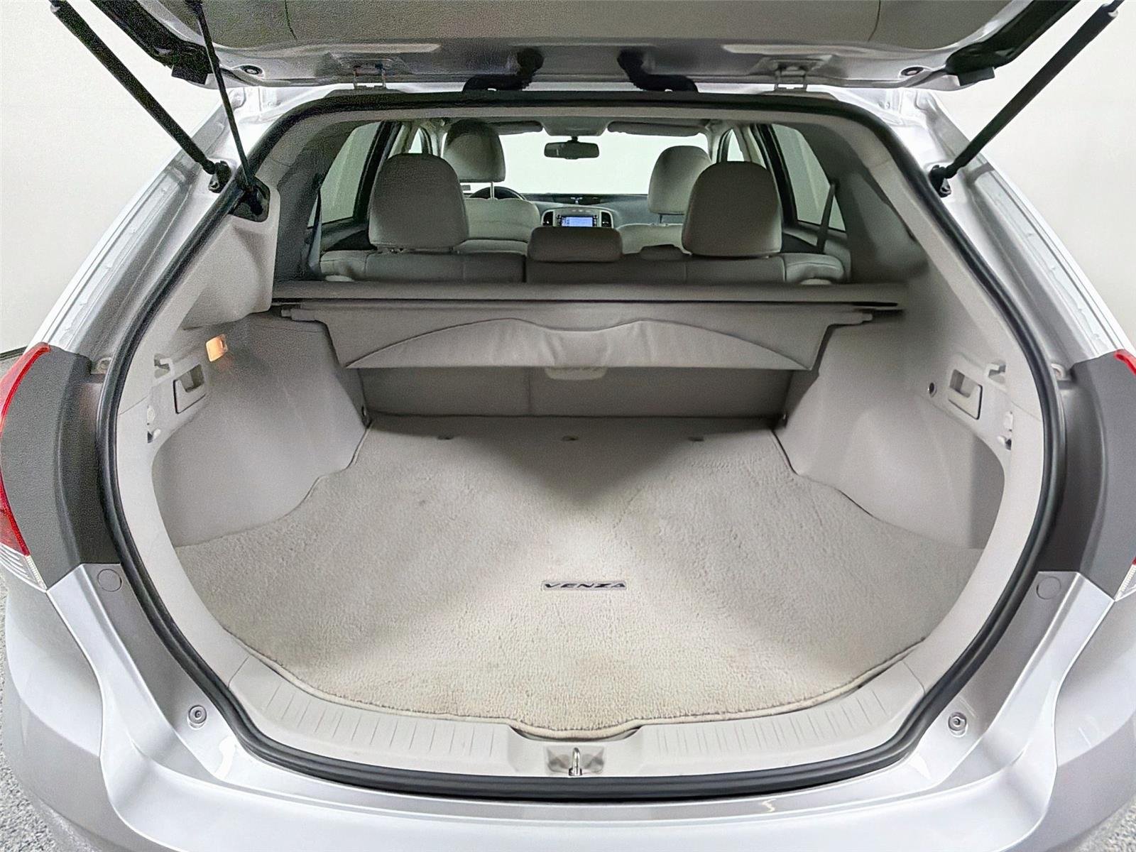 Used 2013 Classic Silver Metallic Toyota Limited image 26