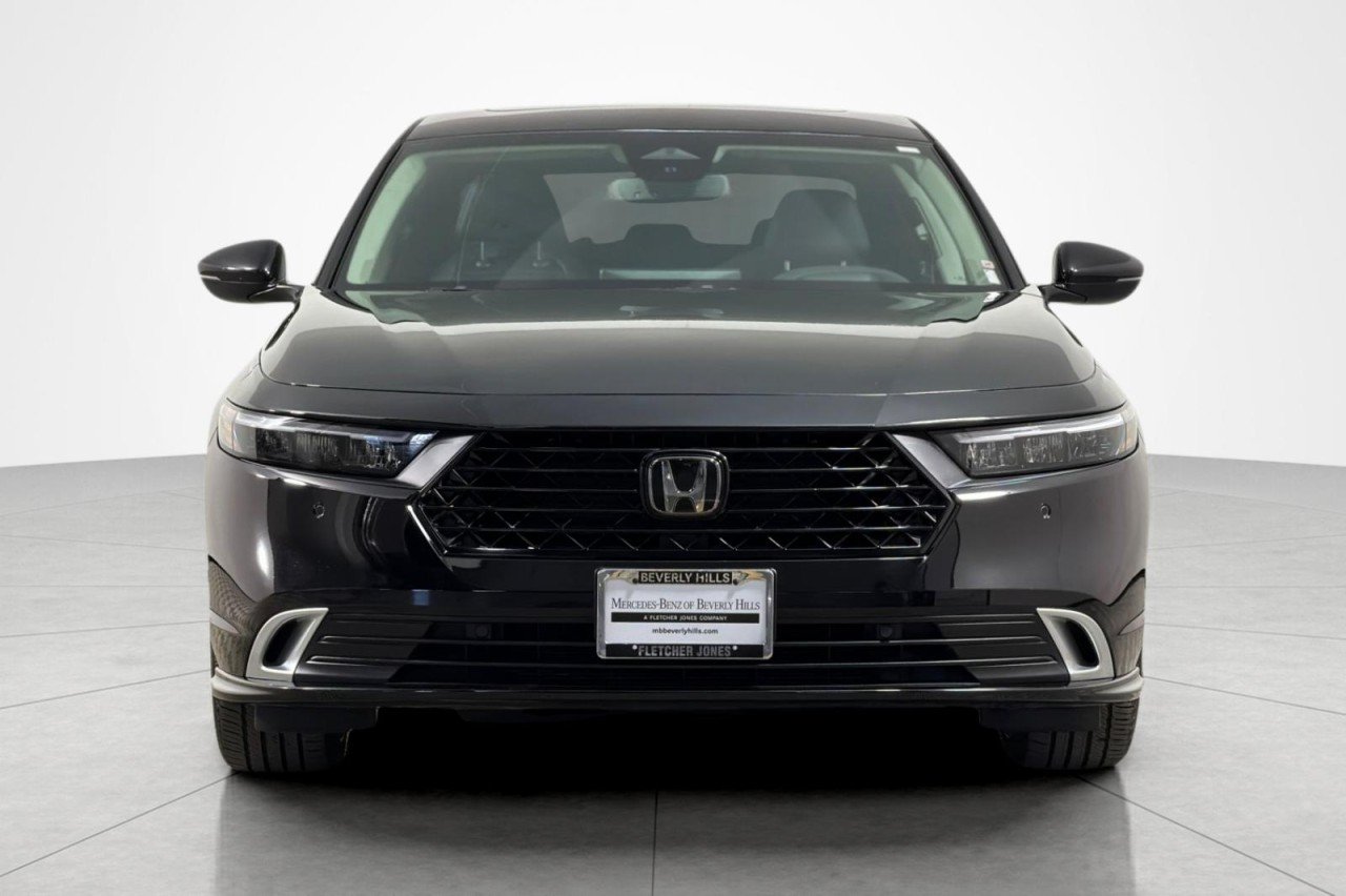 Used 2024 BLACK Honda Touring image 8