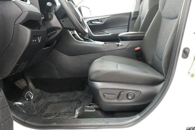 Certified Used 2025 ICE CAP Toyota  image 31