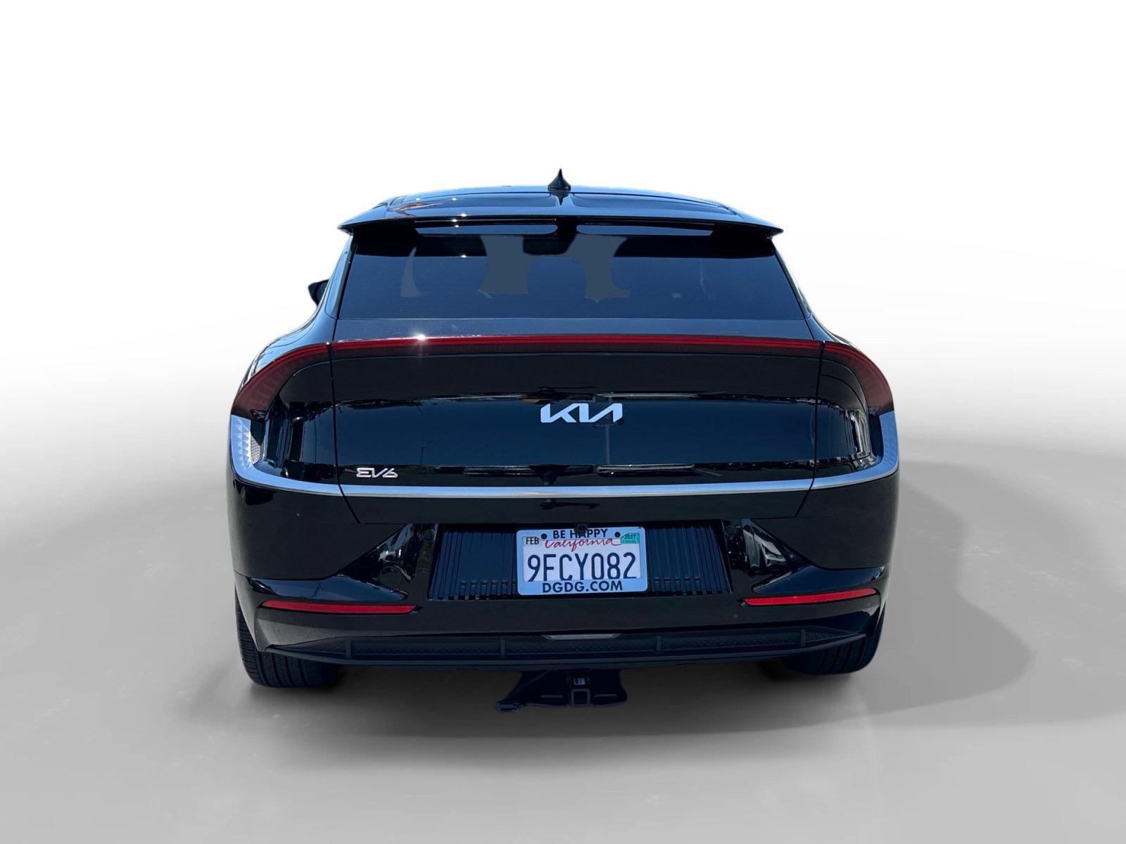 Used 2022 Aurora Black Kia Wind image 4