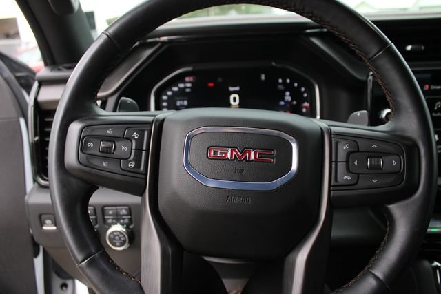 Used 2024 White GMC AT4 image 12