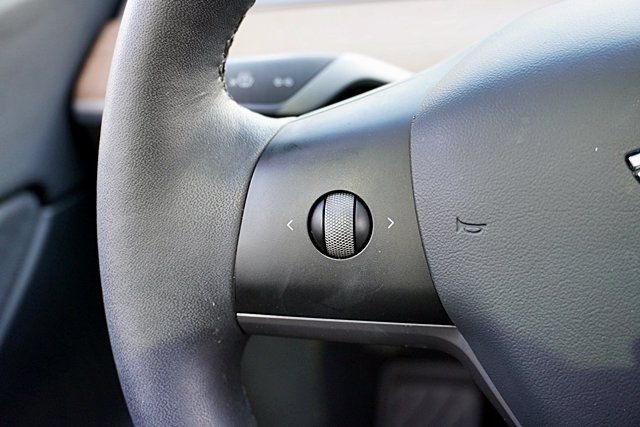 Used 2021 Black Tesla Long Range image 32