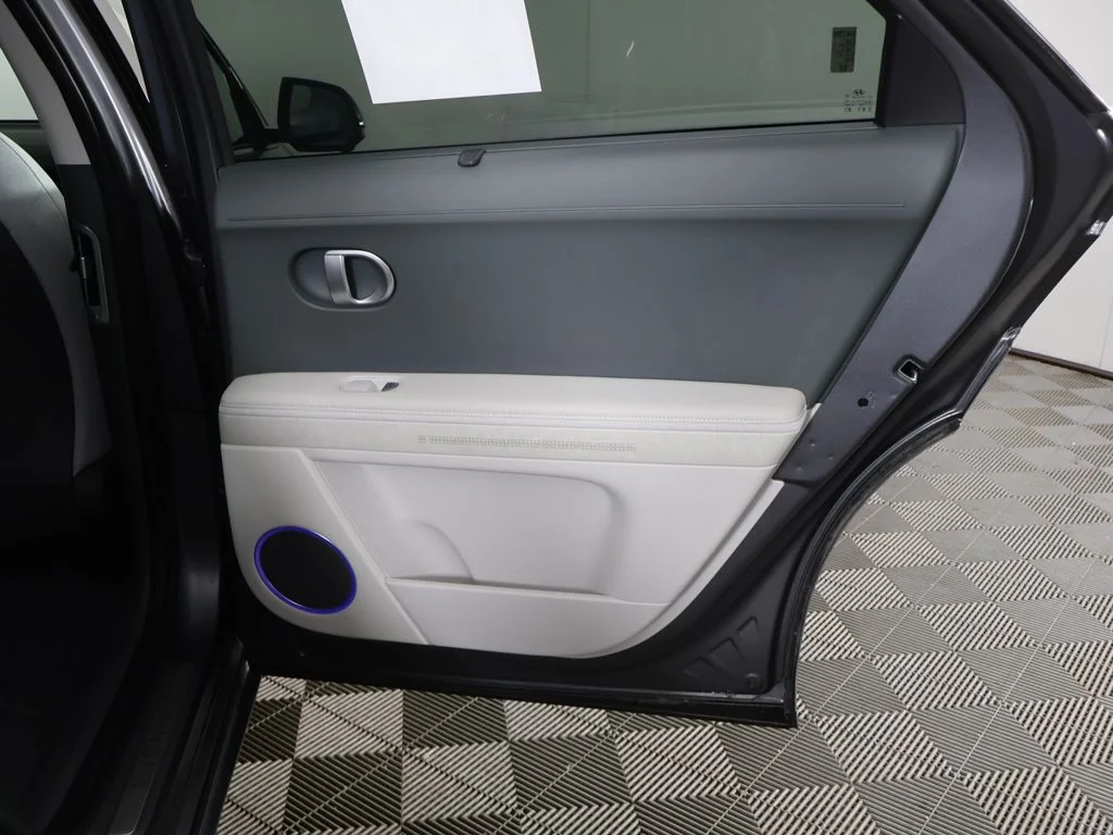 Used 2024 Gray Hyundai Limited image 30