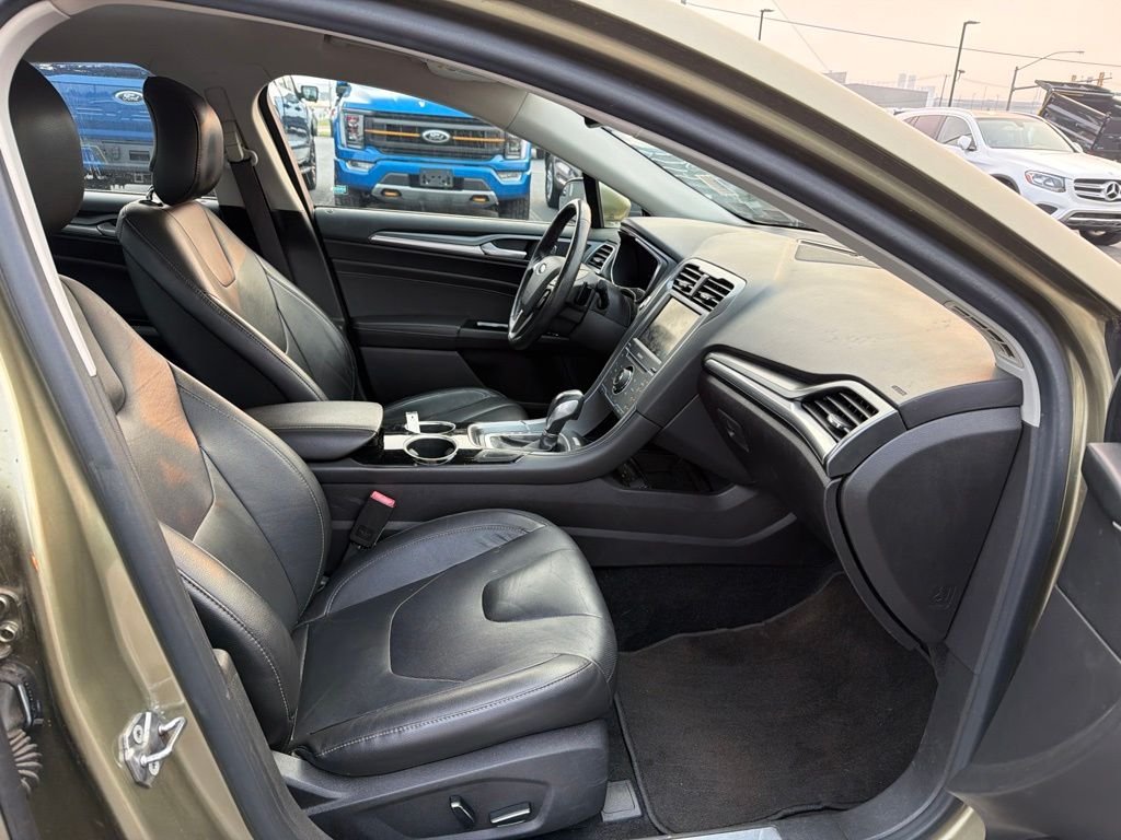 Used 2013 Green Ford Titanium image 12
