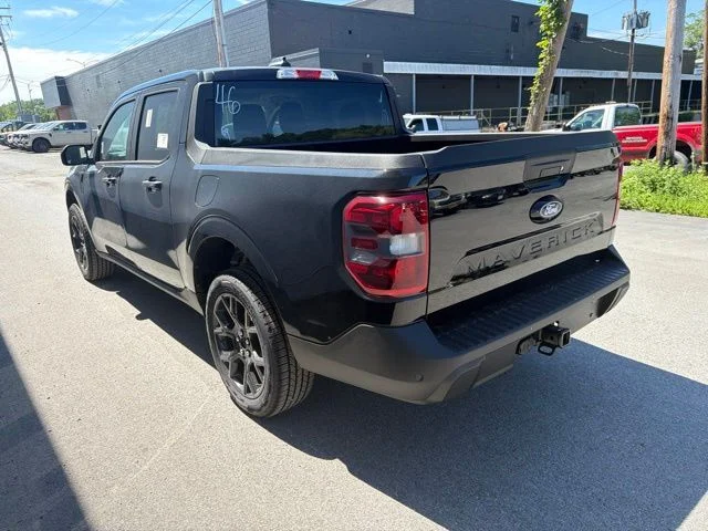 New 2026 Shadow Black Ford XLT image 16