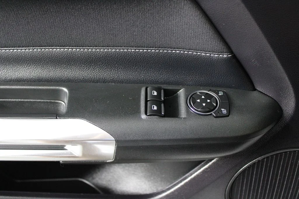 2019 Ford Mustang GT - Photo 16