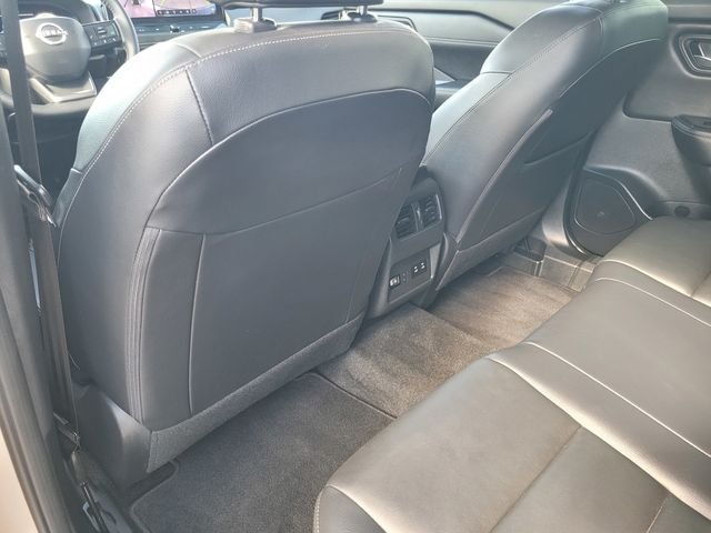 Used 2025 Gold Nissan SL image 14