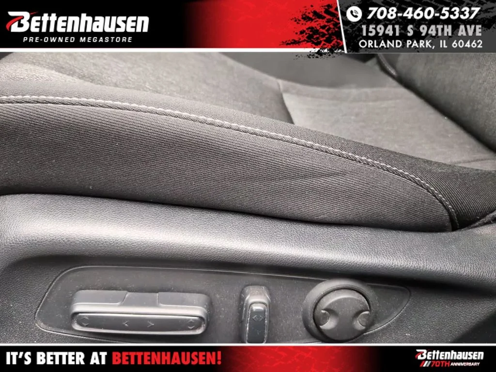 Used 2025 Gray Honda SE image 18