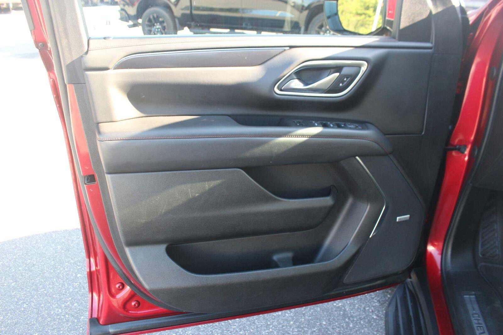 Used 2023 RADIANT RED TINTCOAT Chevrolet RST image 15