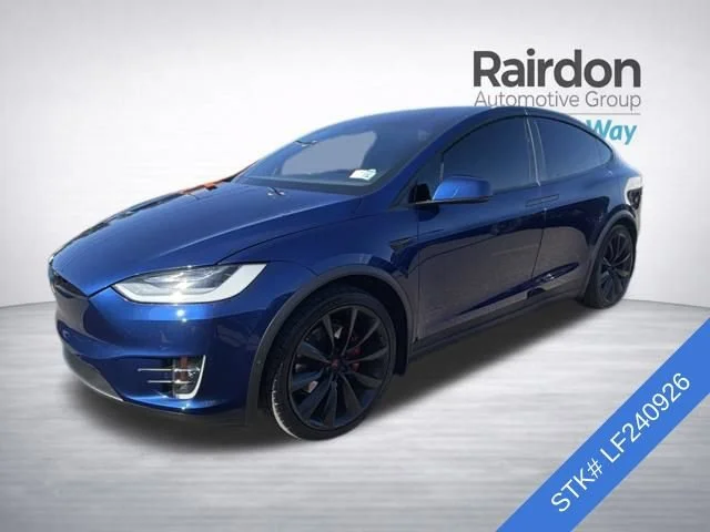 Used 2020 Blue Tesla Performance image 4