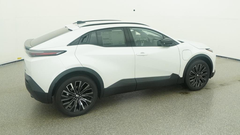 New 2026 Wind Chill Pearl Toyota XSE image 16