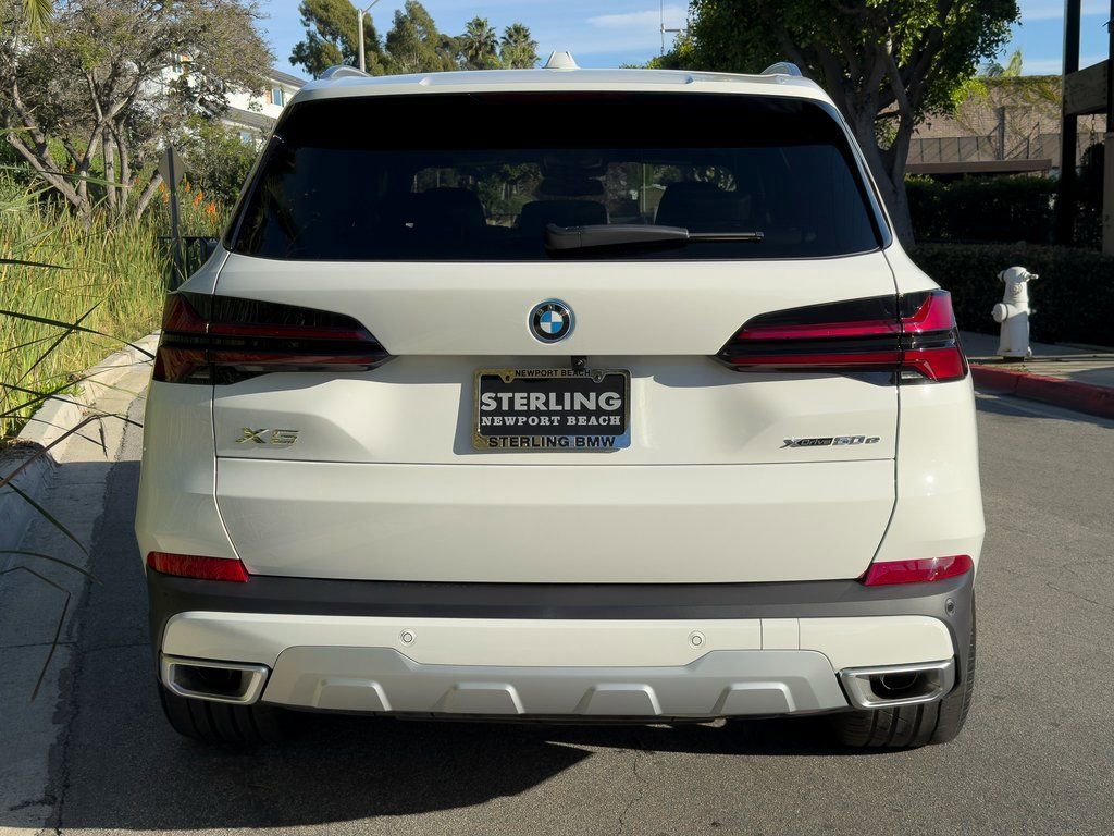 2026 BMW X5 50e - Photo 6