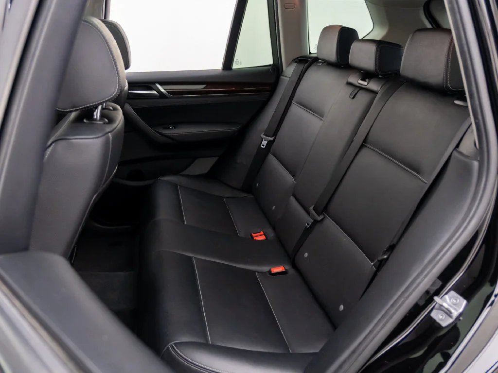 Used 2016 Black BMW xDrive28i image 18