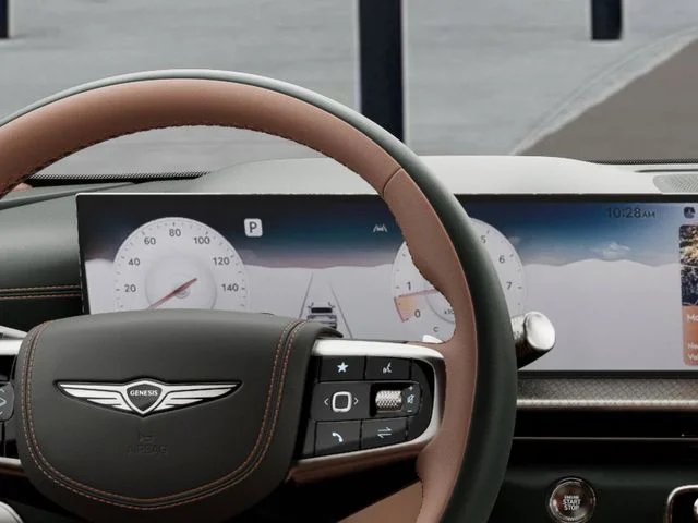 New 2026 White Genesis 2.5T Advanced image 14