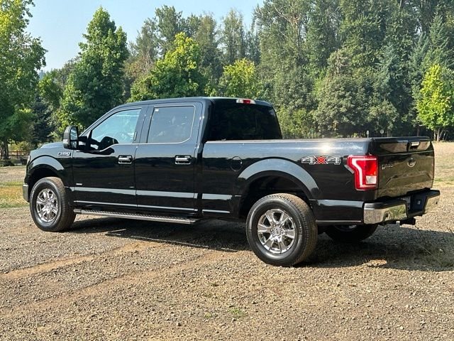 Used 2017 Shadow Black Ford XLT image 7