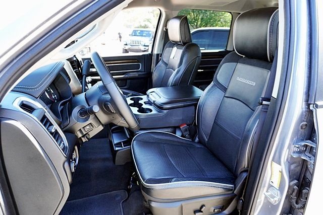 Used 2024 Silver Ram Laramie image 17