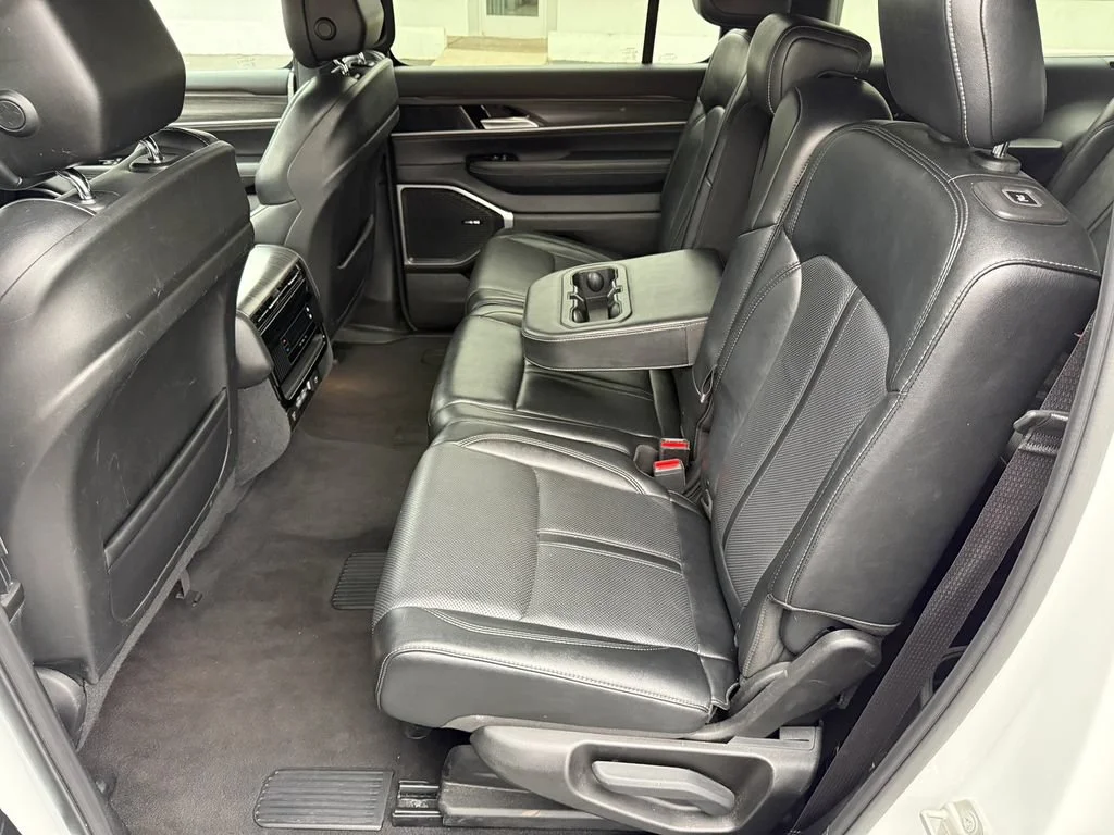 Used 2024 White Jeep Series II image 18