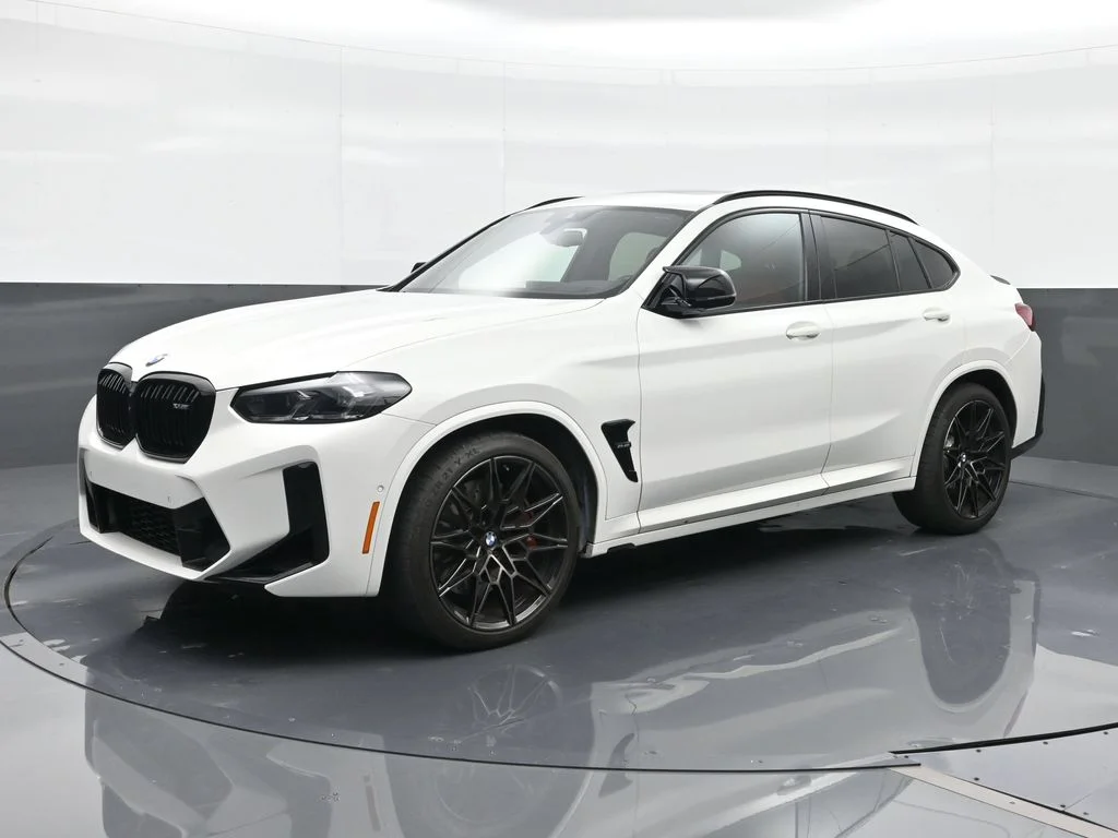 2024 BMW X4 M -'s photo
