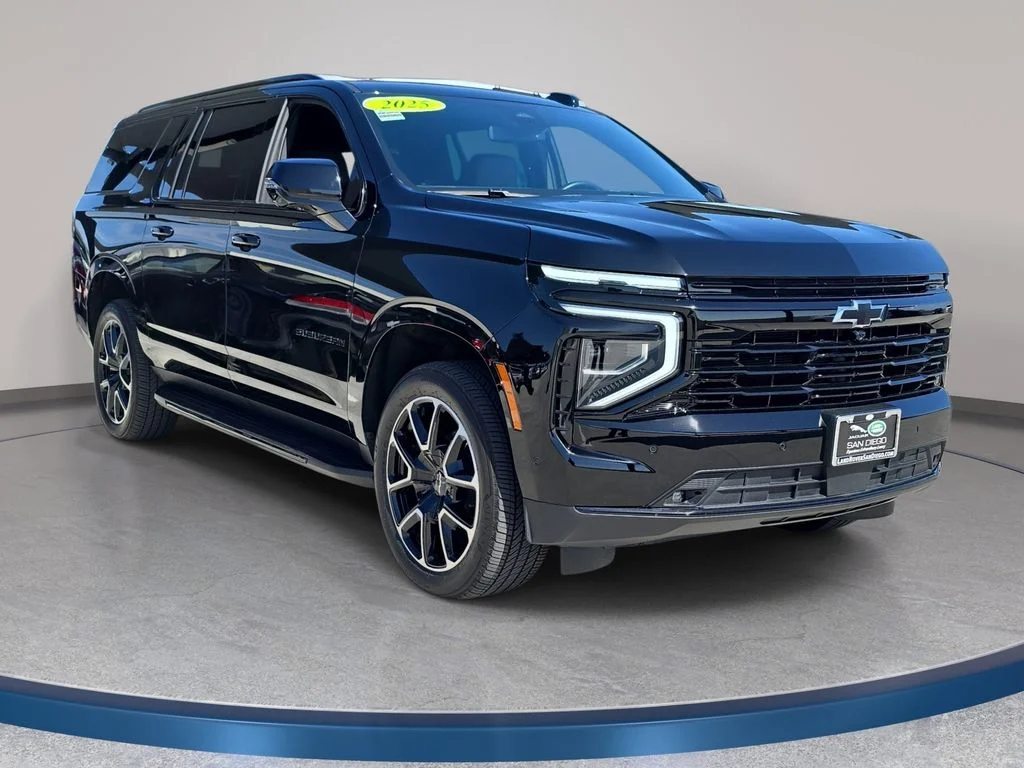 Used 2025 Black Chevrolet RST image 4