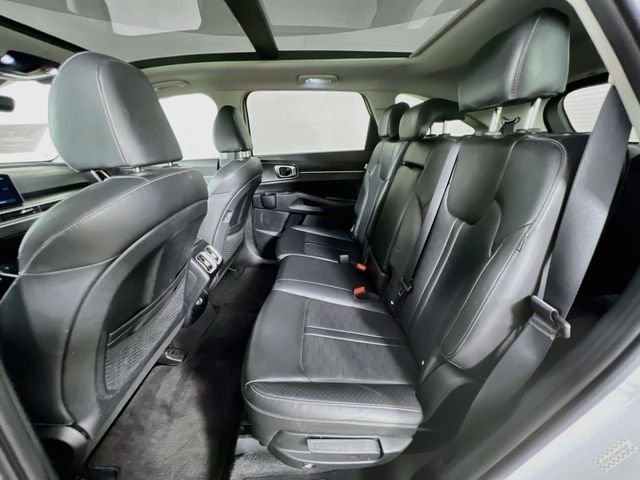 2024 Kia Sorento S - Photo 24