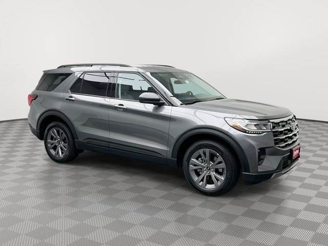 2026 Ford Explorer Active with 200A Pkg