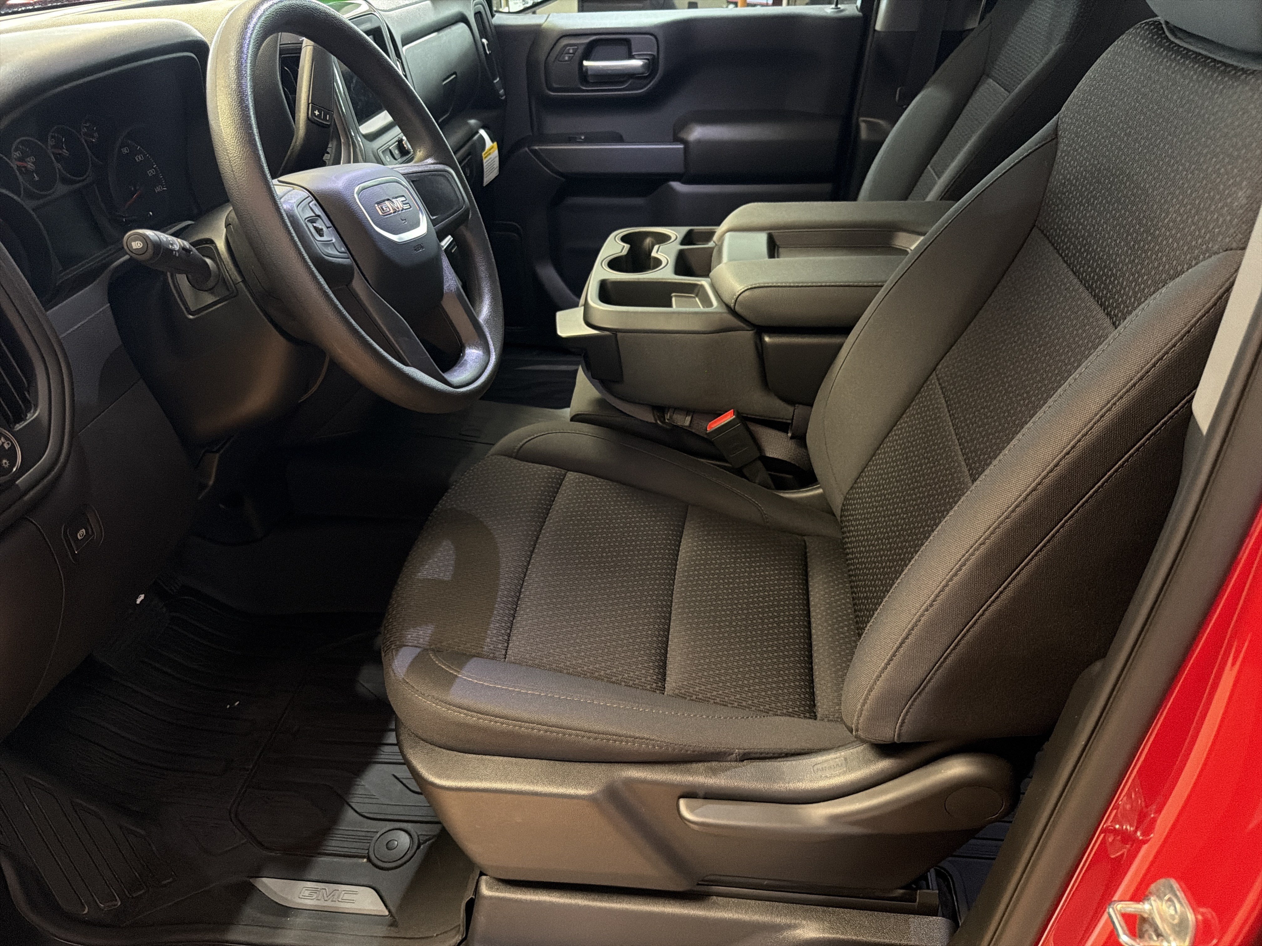 2026 GMC Sierra 1500 Pro - Photo 9