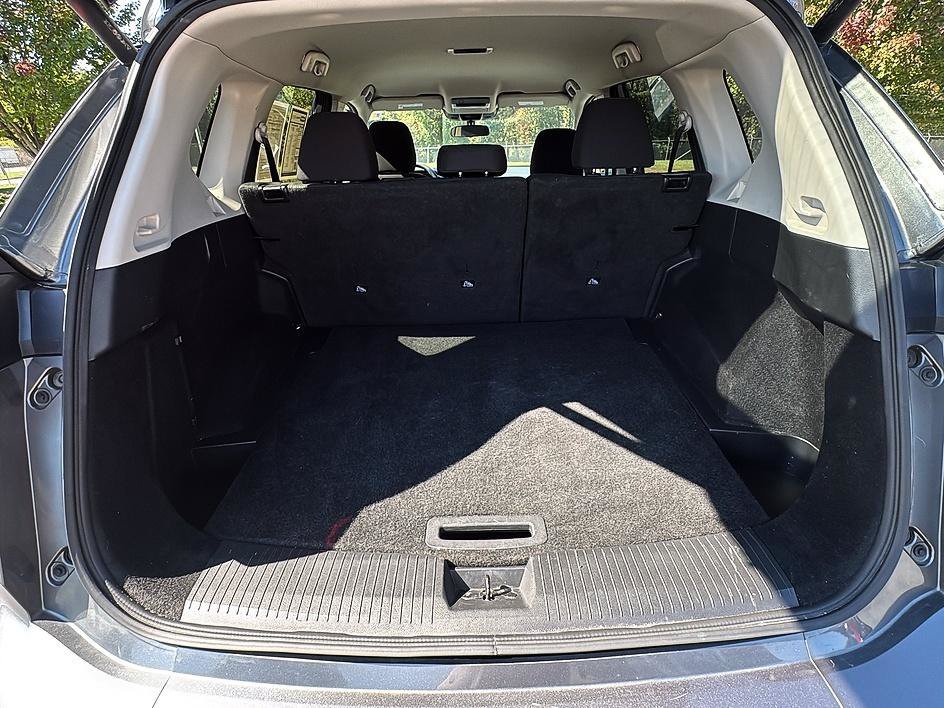 Used 2024 Gun Metallic Nissan SV image 38