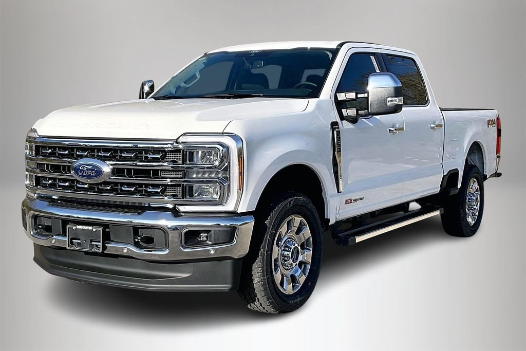 New 2026 Ford Super Duty F-250 Lariat 4D Crew Cab