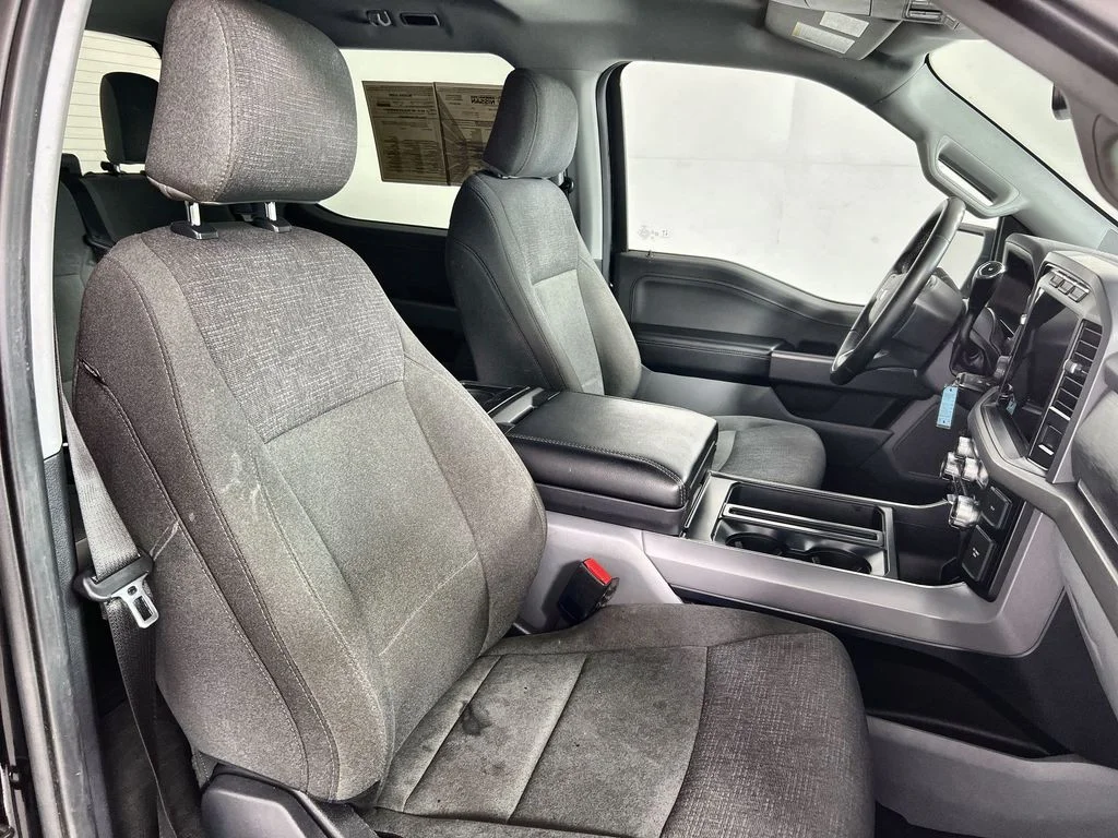 Used 2024 Black Ford XLT image 25