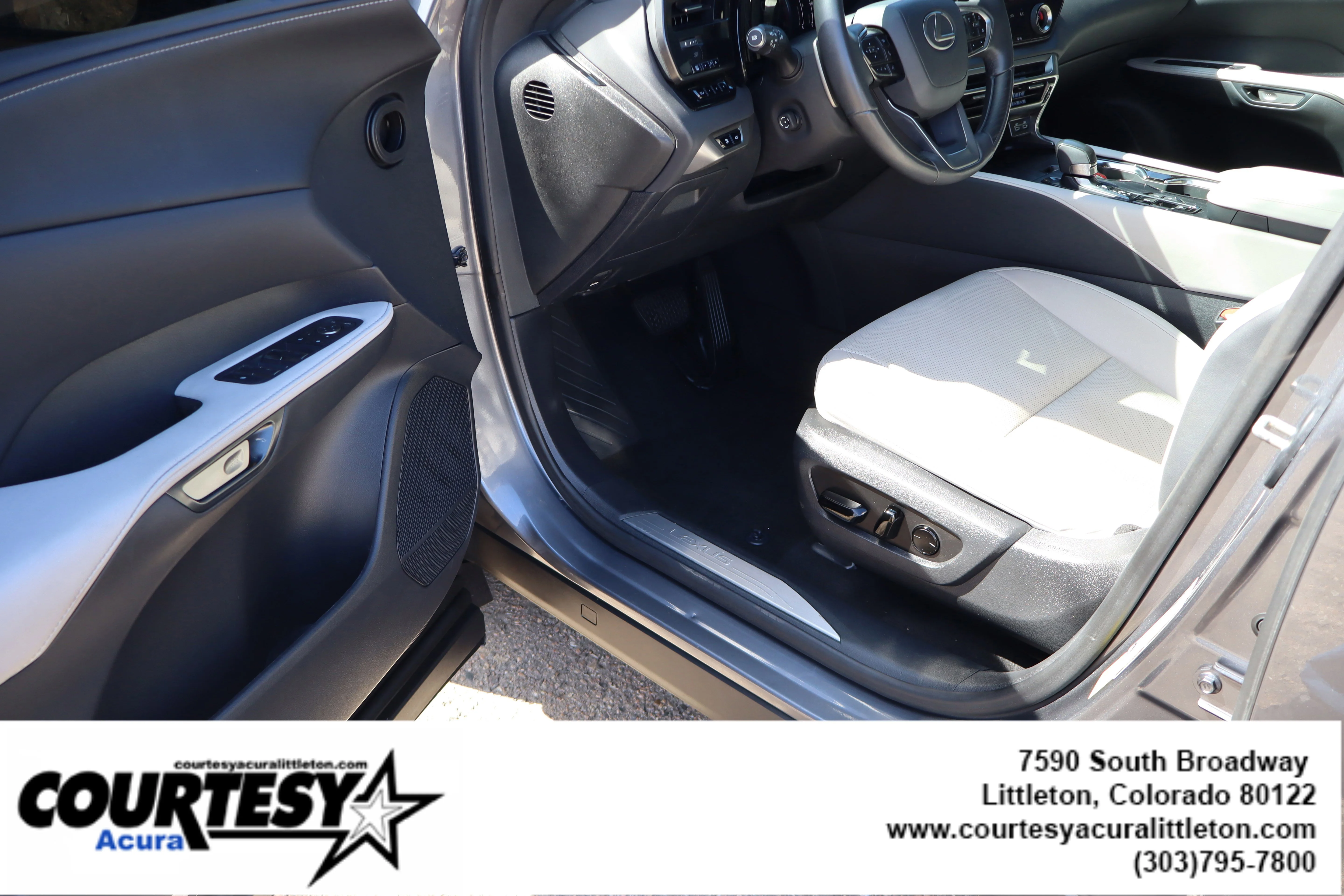 Used 2023 Gray Lexus RX 350 Premium image 22