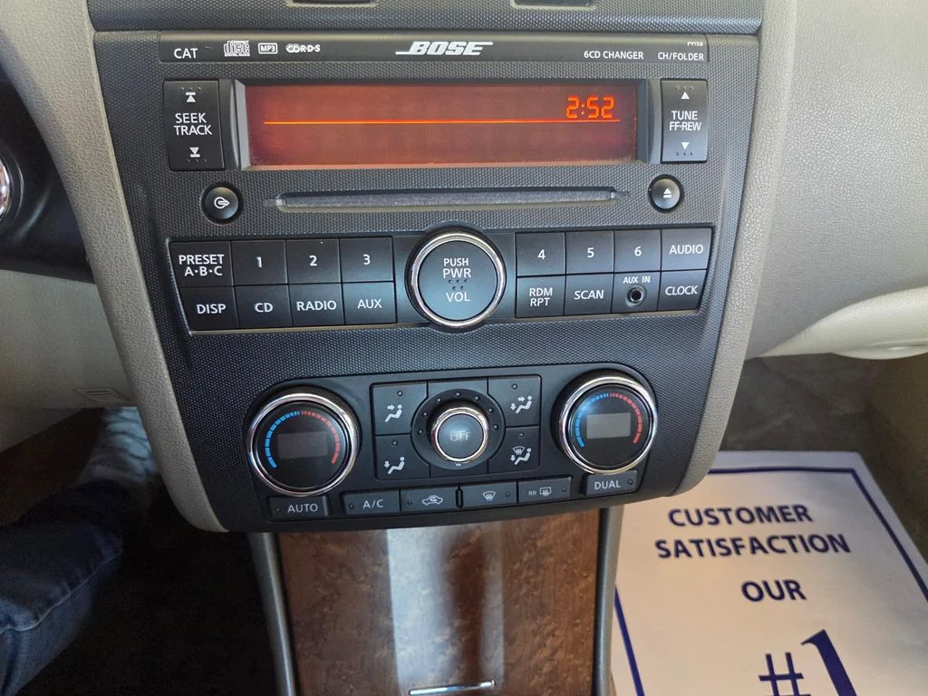 Used 2009 Super Black Nissan 2.5 SL image 36