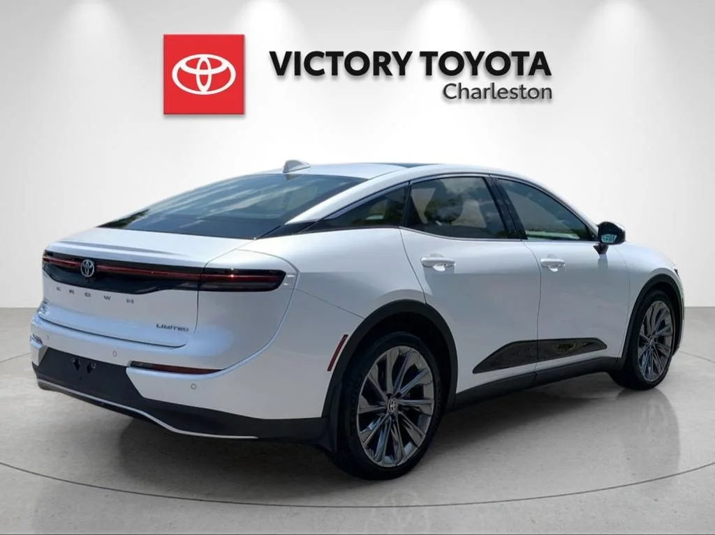 Used 2023 White Toyota Limited image 7