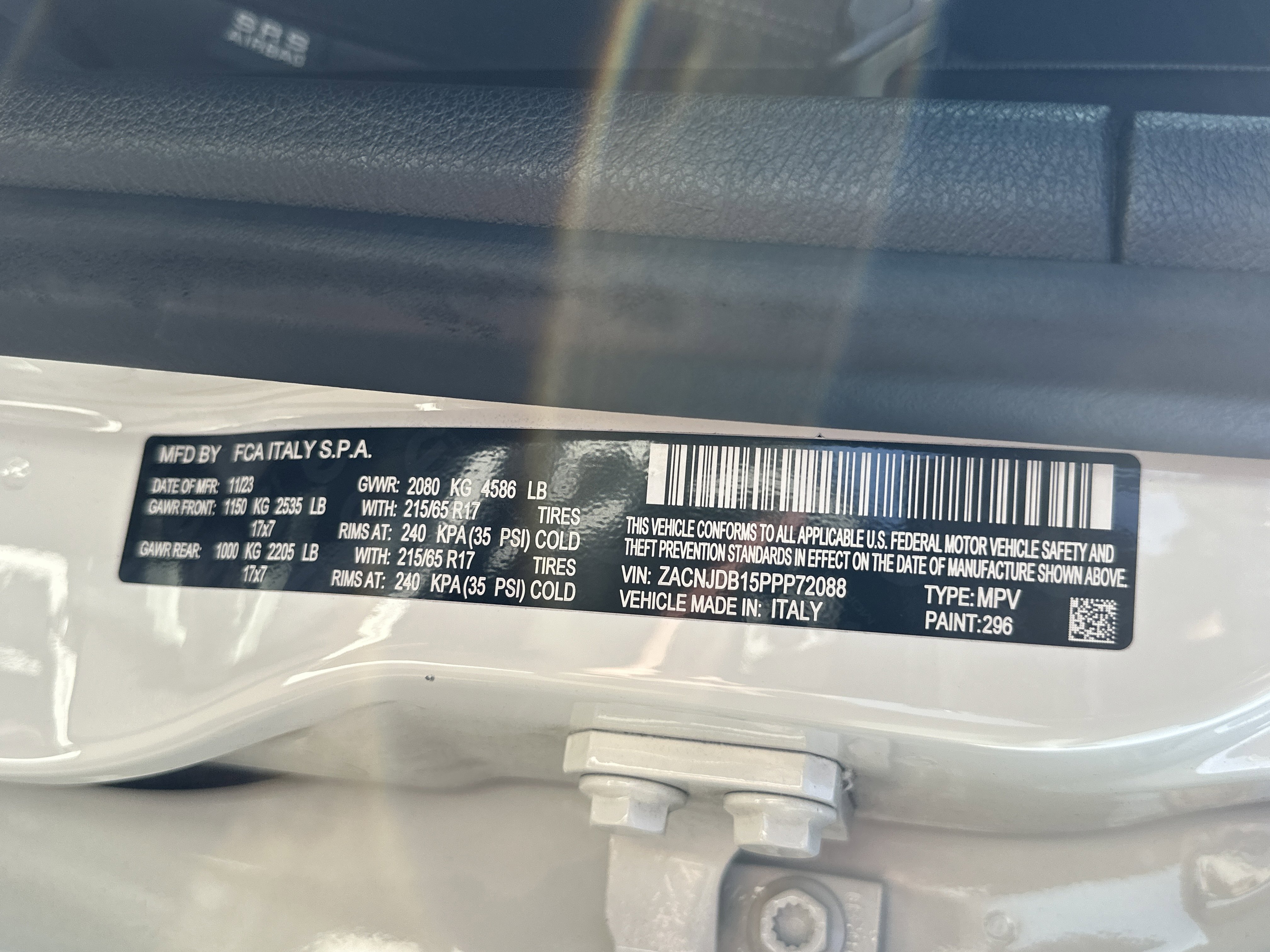 Used 2023 Alpine White Clearcoat Jeep Upland image 29