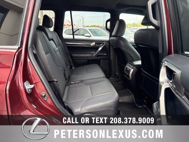 Used 2022  Lexus 460 Premium image 20
