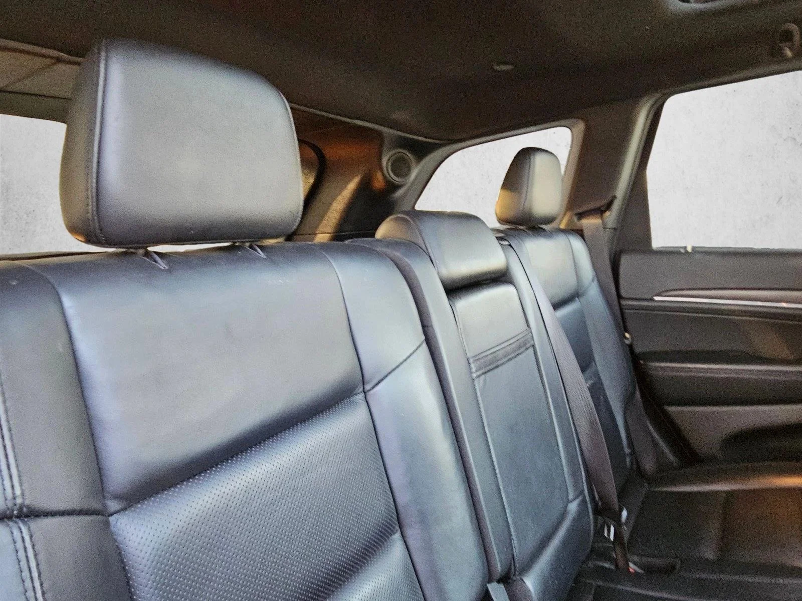 Used 2020 Velvet Red Pearlcoat Jeep Limited image 18