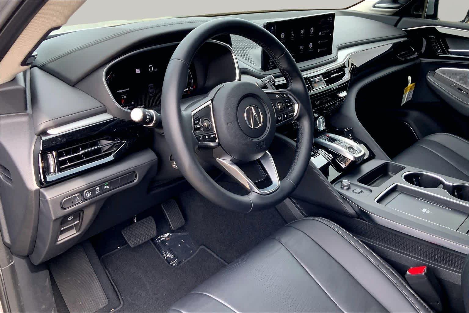 Used 2026 Solar Silver Metallic Acura w/Technology Package image 18