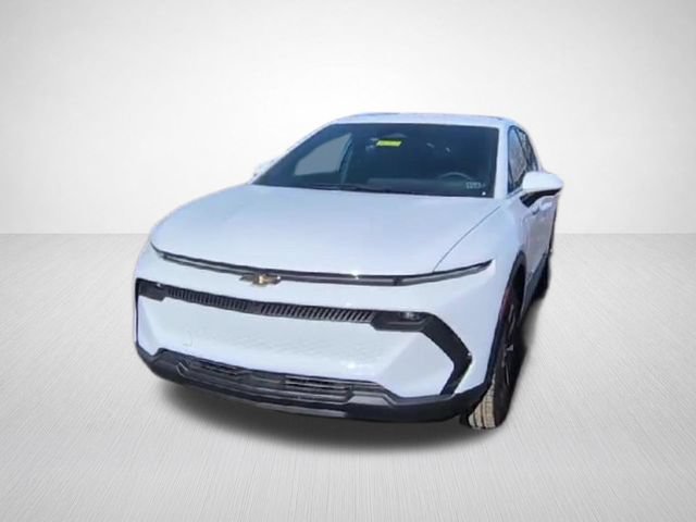 New 2026 Summit White Chevrolet LT image 5