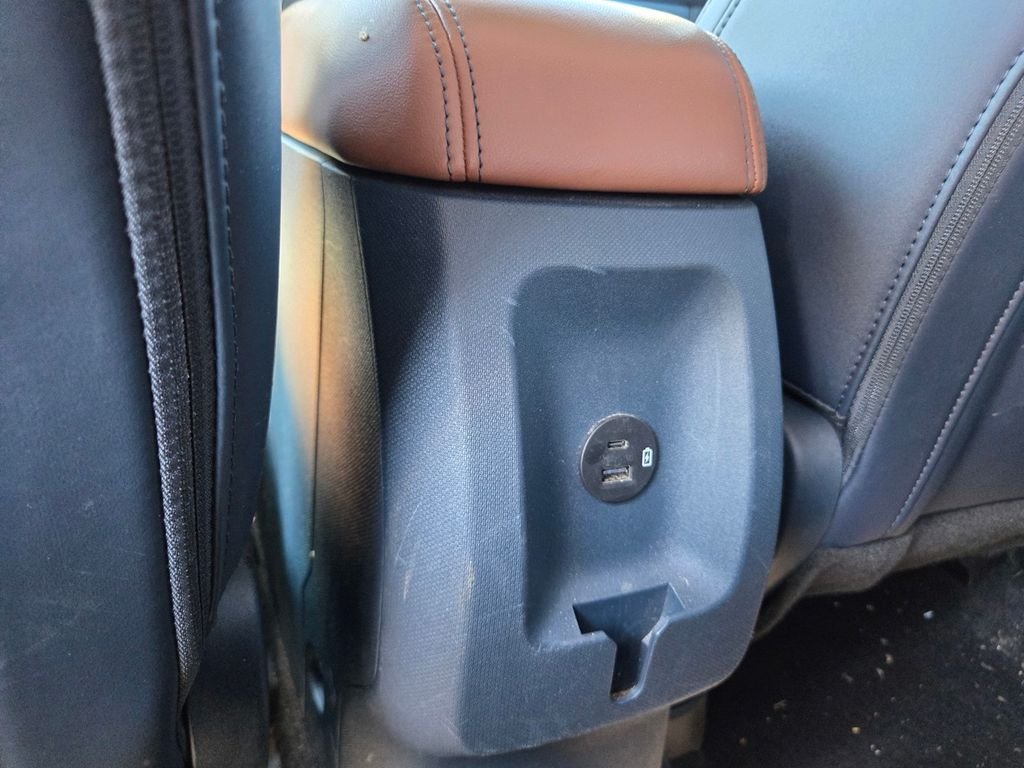 Used 2023 Atlas Blue Metallic Ford Lariat image 29