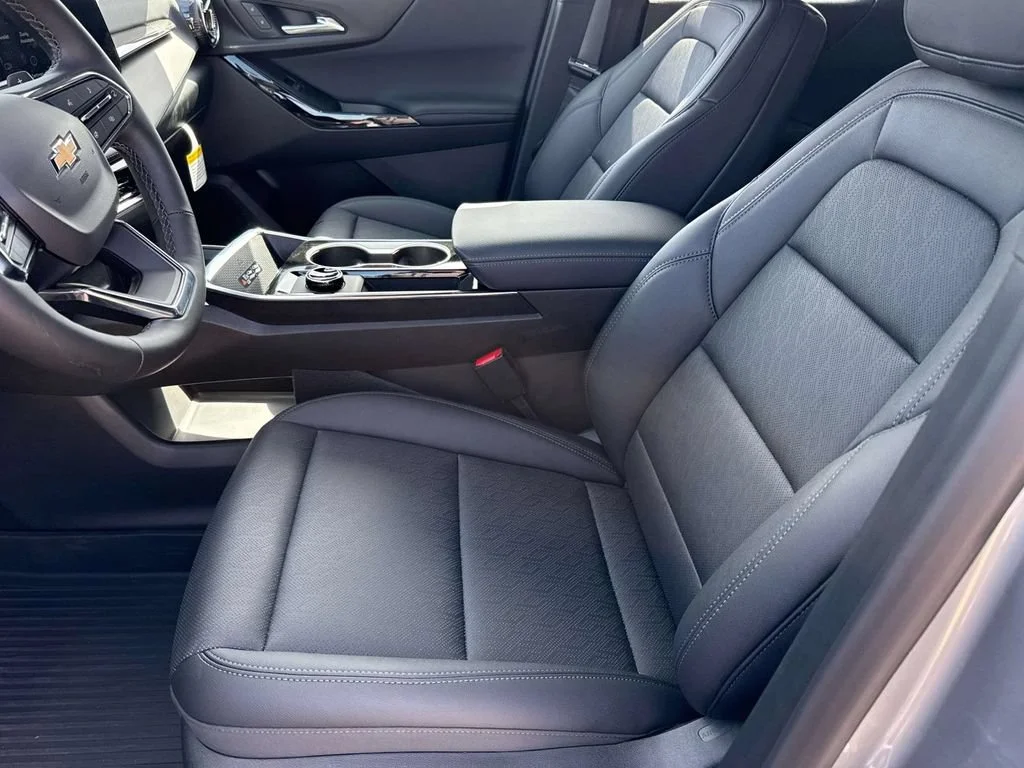 2026 Chevrolet Equinox LT - Photo 27