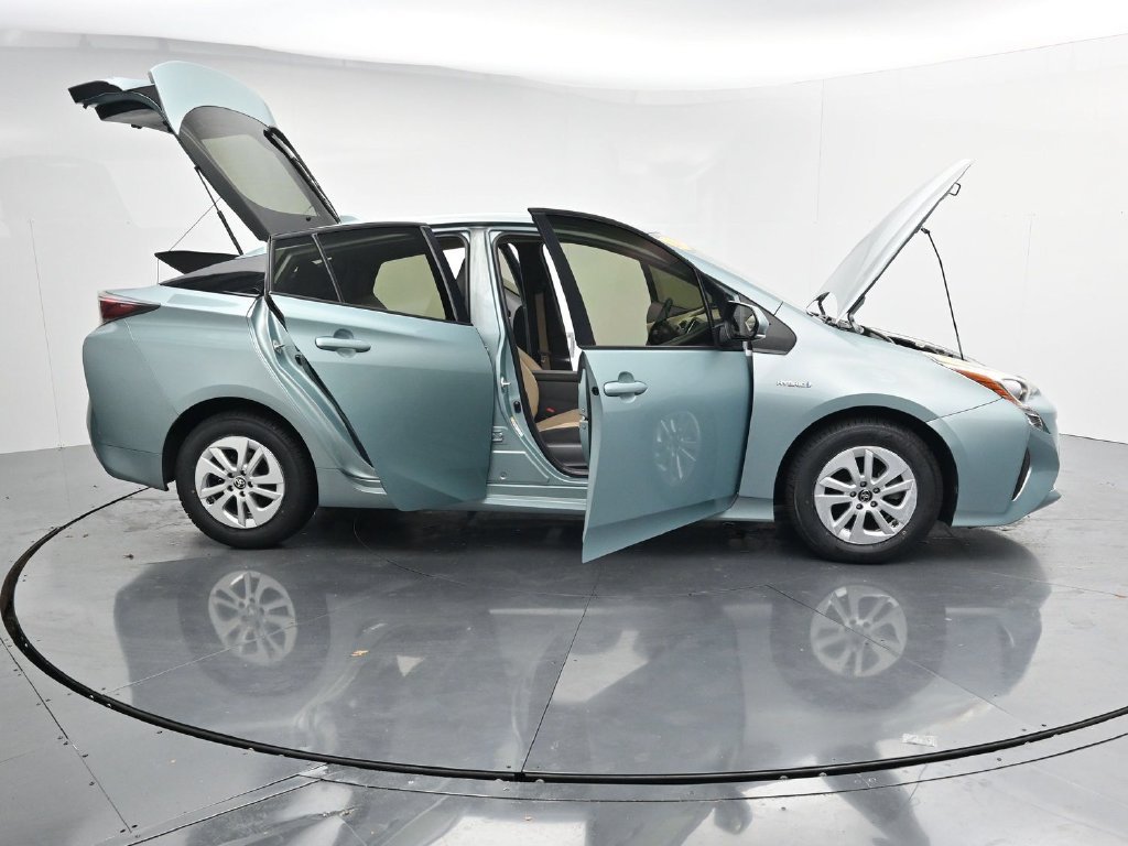 Used 2017 Beige Toyota Two image 43
