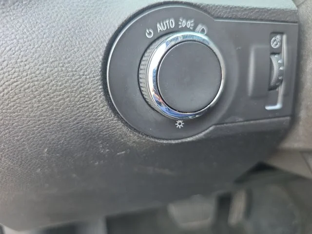 Used 2015 Blue Chevrolet 2LS image 23