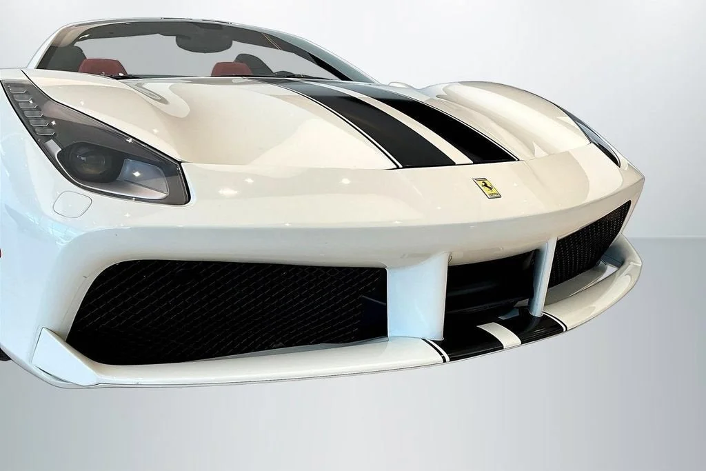 Used 2017 Bianco Avus Ferrari  image 26