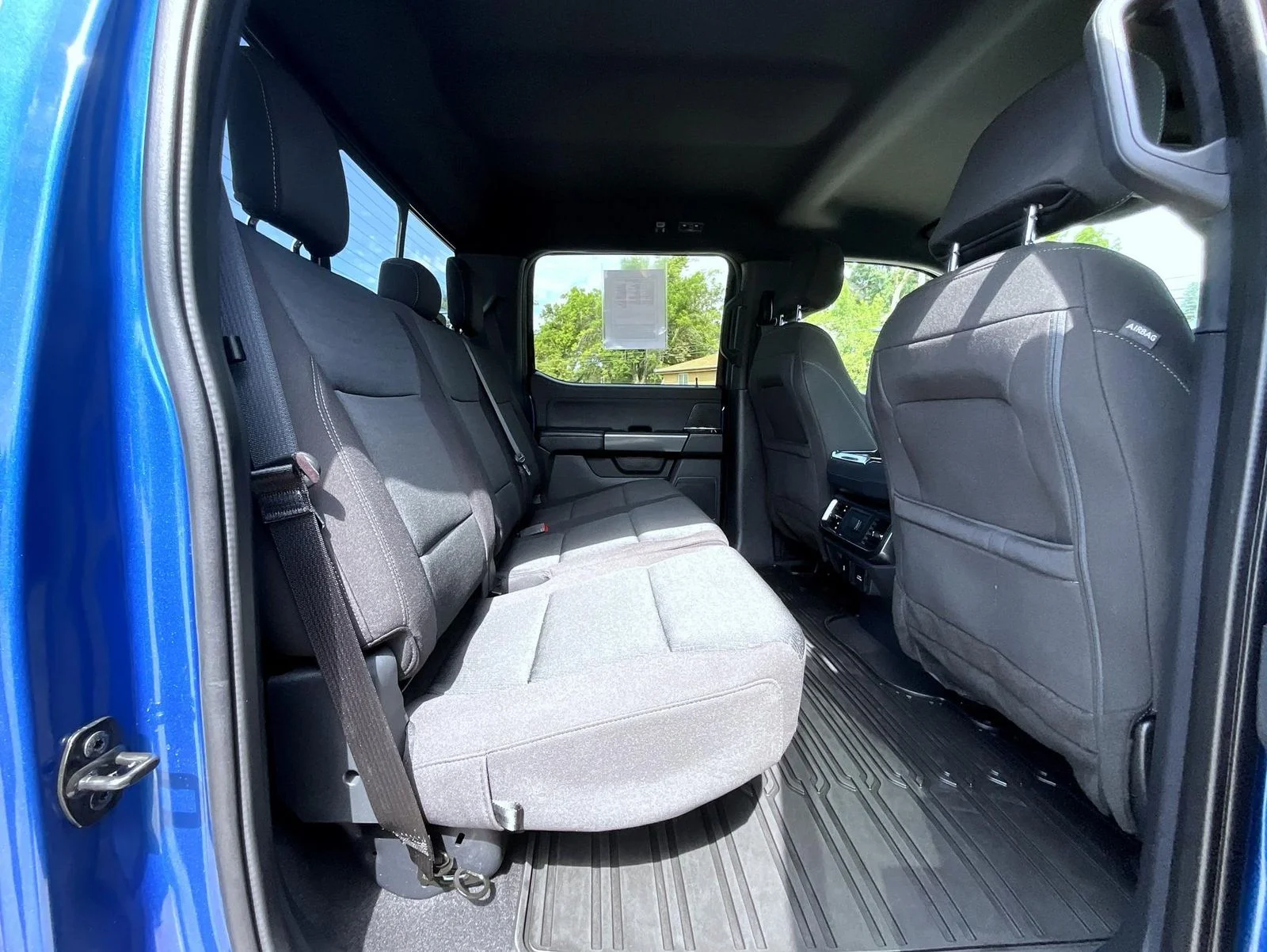 Used 2023 Blue Ford XLT image 22