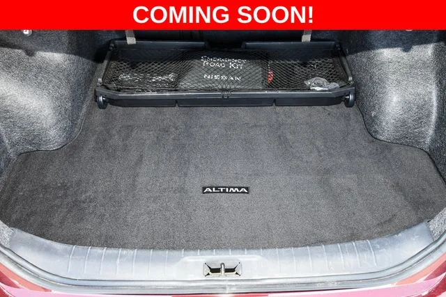 Used 2024 Red Nissan 2.5 SV image 20